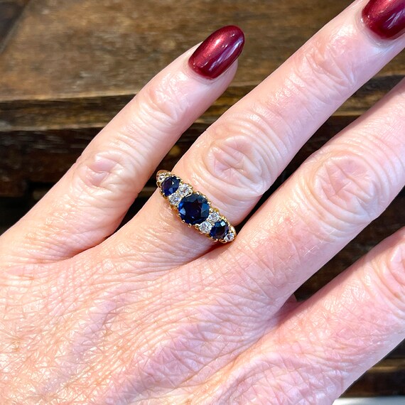 Antique Victorian Sapphire and Diamond Ring in 18… - image 7