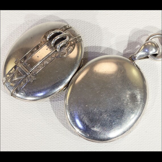 Antique Victorian Collar and Locket Necklace with Buc… - Gem