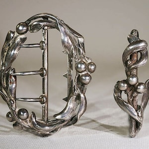 Antique French Art Nouveau Mistletoe Silver Belt Buckle