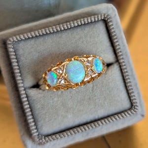 Edwardian Opal Diamond Gold Ring 3 Stone Size 6.75