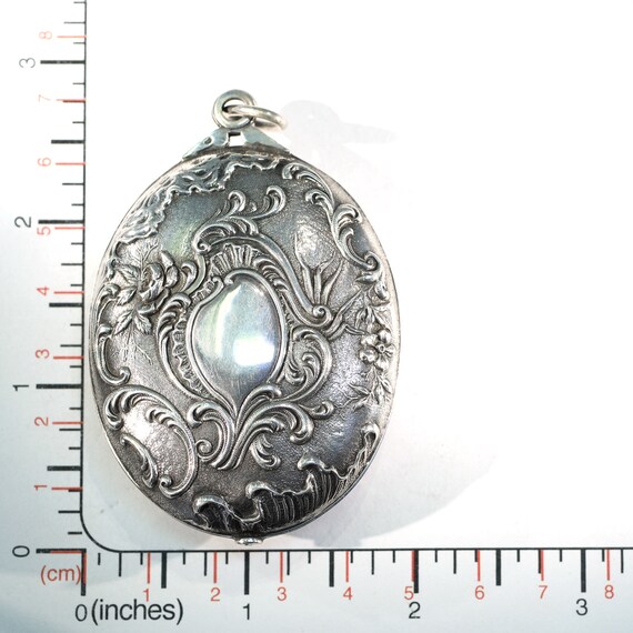 French Silver Repousse Compact Slide Locket Pendant A… - Gem