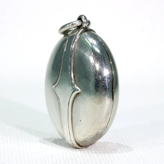 Perfect Victorian Silver Locket - image 2