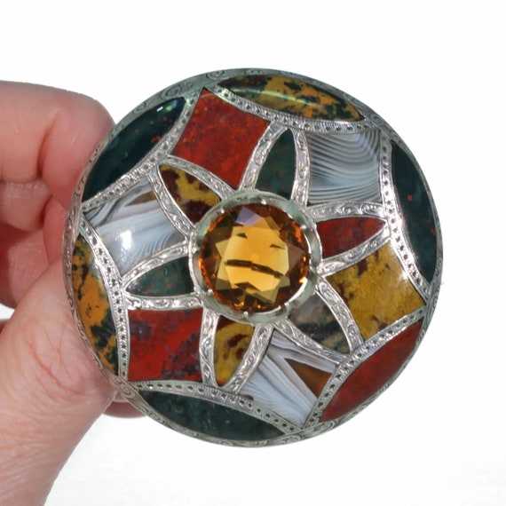 Large Victorian Scottish Inlaid Pebble Brooch Ste… - image 6