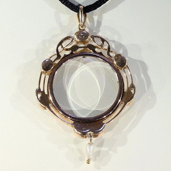 Art Nouveau Amethyst Pearl Frame Locket Gold - image 6