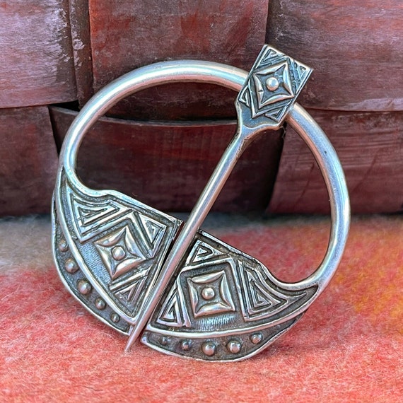 Viking Brosche Mittelalter Pin - Silberfarben Wikinger Schmuck Kostüm Zubehör