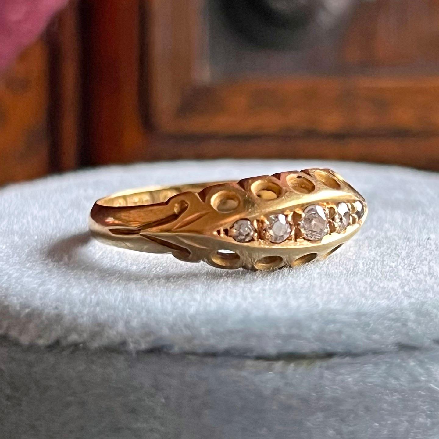 antique 18k gold 5diamond ring 英国 アンティーク Antique Edwardian 18 Karat Gold Five Stone Diamond Boat Ring