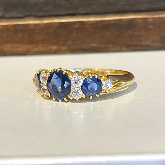 Antique Victorian Sapphire and Diamond Ring in 18… - image 5