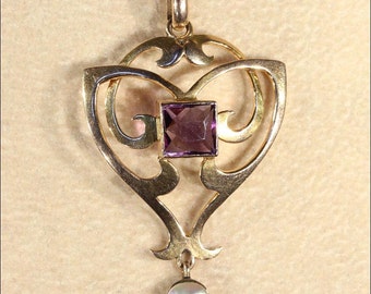 Antique Art Nouveau Amethyst and Mother of Pearl Pendant in 9k Gold