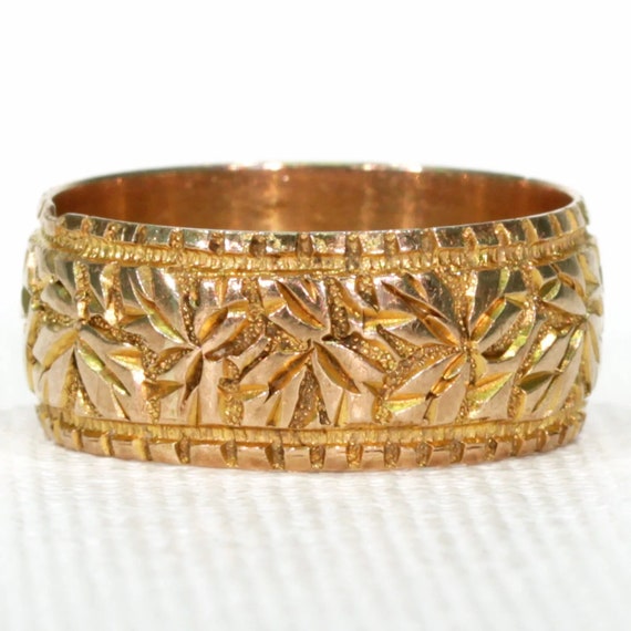 Reserved~victorian Leaves 9k Gold Wedding Band Ring Size 6