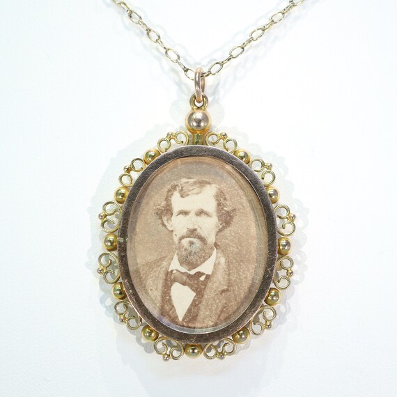 Lovely Antique Gold Frame Pendant Early Photo - image 5