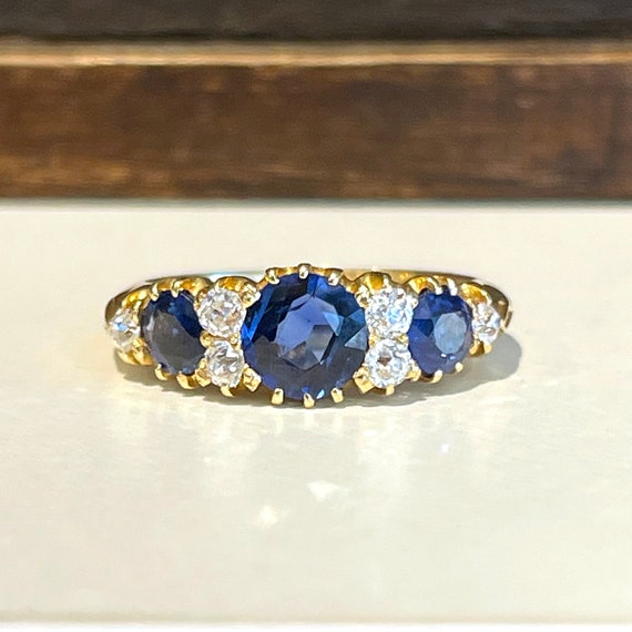 Antique Victorian Sapphire and Diamond Ring in 18… - image 4