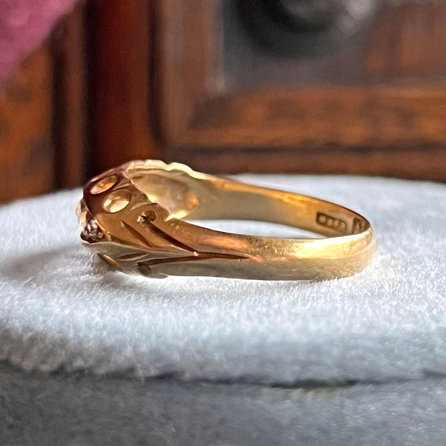 Antique Edwardian 18 Karat Gold Five Stone Diamond Boat Ring