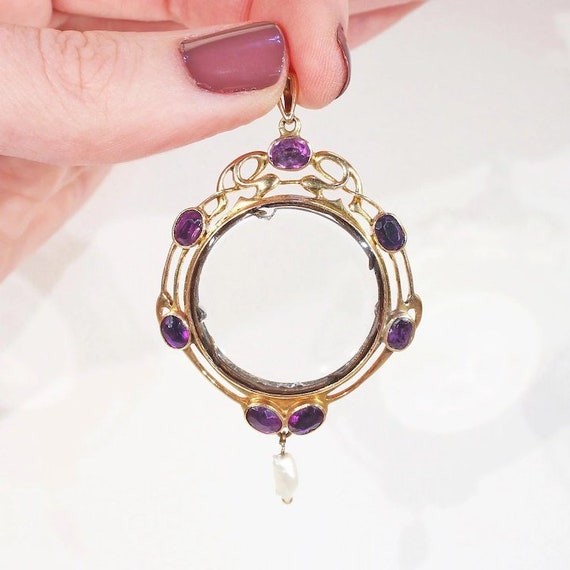 Art Nouveau Amethyst Pearl Frame Locket Gold - image 2