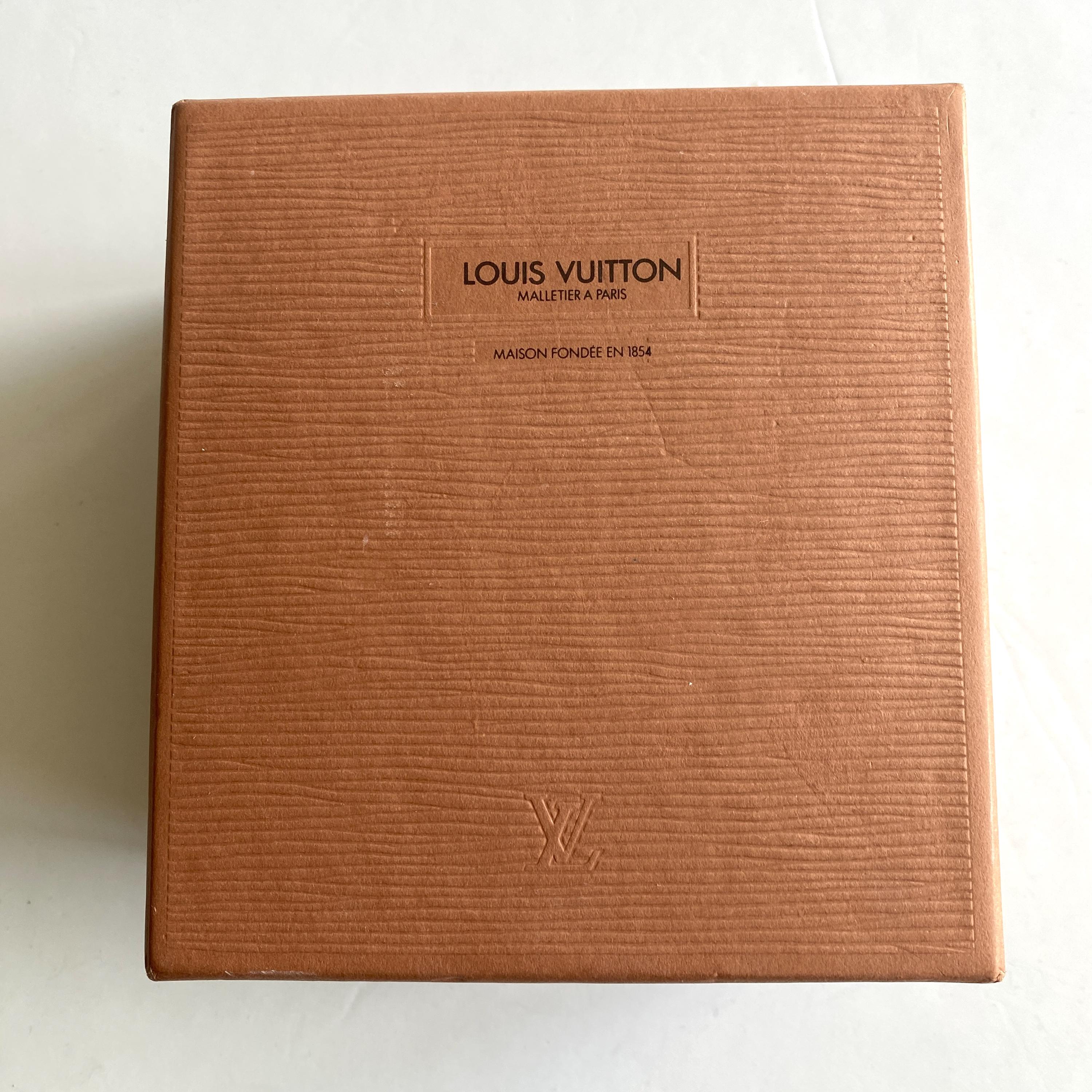 LOUIS VUITTON ボックス/ペーパーバック/布カバー/リボンセット⭐ Amazon | リボンリボン付きピンクギフトボックス、蓋付き