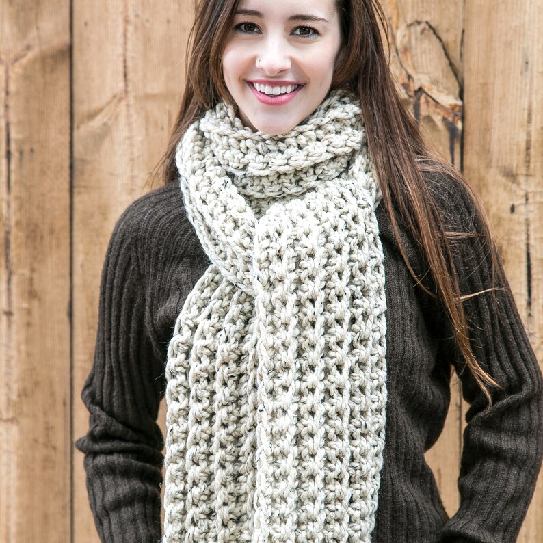Chunky Knit Scarf in 11 colors, Unisex Winter Scarf, THE CLASSIC in 11 color options image 4