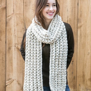 Chunky Knit Scarf in 11 colors, Unisex Winter Scarf, THE CLASSIC in 11 color options image 2