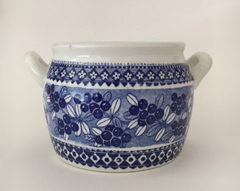 Vintage Arabia Finland Blue and White Pot