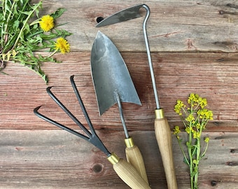 Long-Handled Garden Tool Set | Trowel, Rake, and Weeder