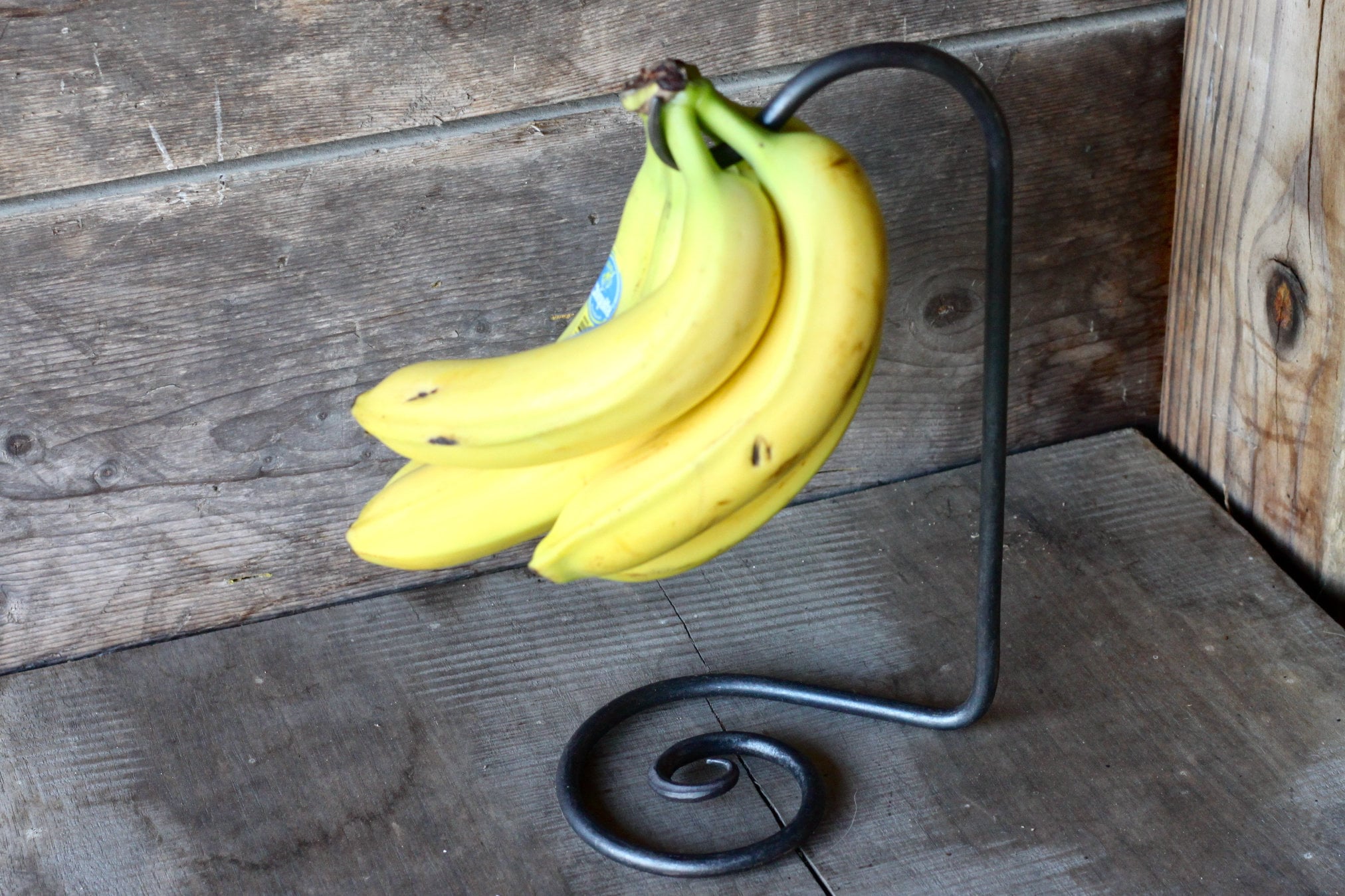 Hand Forged Metal Banana Stand: Kitchen Organizer