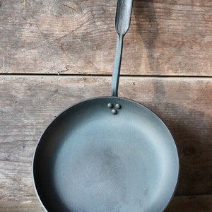 The 9A Pan Carbon Steel Skillet Frying Pan image 6