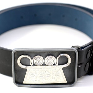 Cinturón tribal Hmong Soul Lock, cinturón Soul Lock, cinturón de cuero 100% negro, cinturón Hmong, cinturón de cuero negro Soul Lock, Soul Lock negro con hebilla