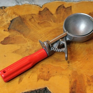 Vintage Scoop Master Ice Cream Scoop: Red Handle, Thumb Lever