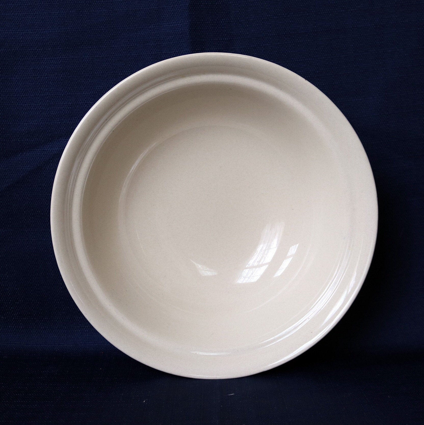 9 Round Covered Vegetable/Serving Bowl with Lid Hearts Etsy