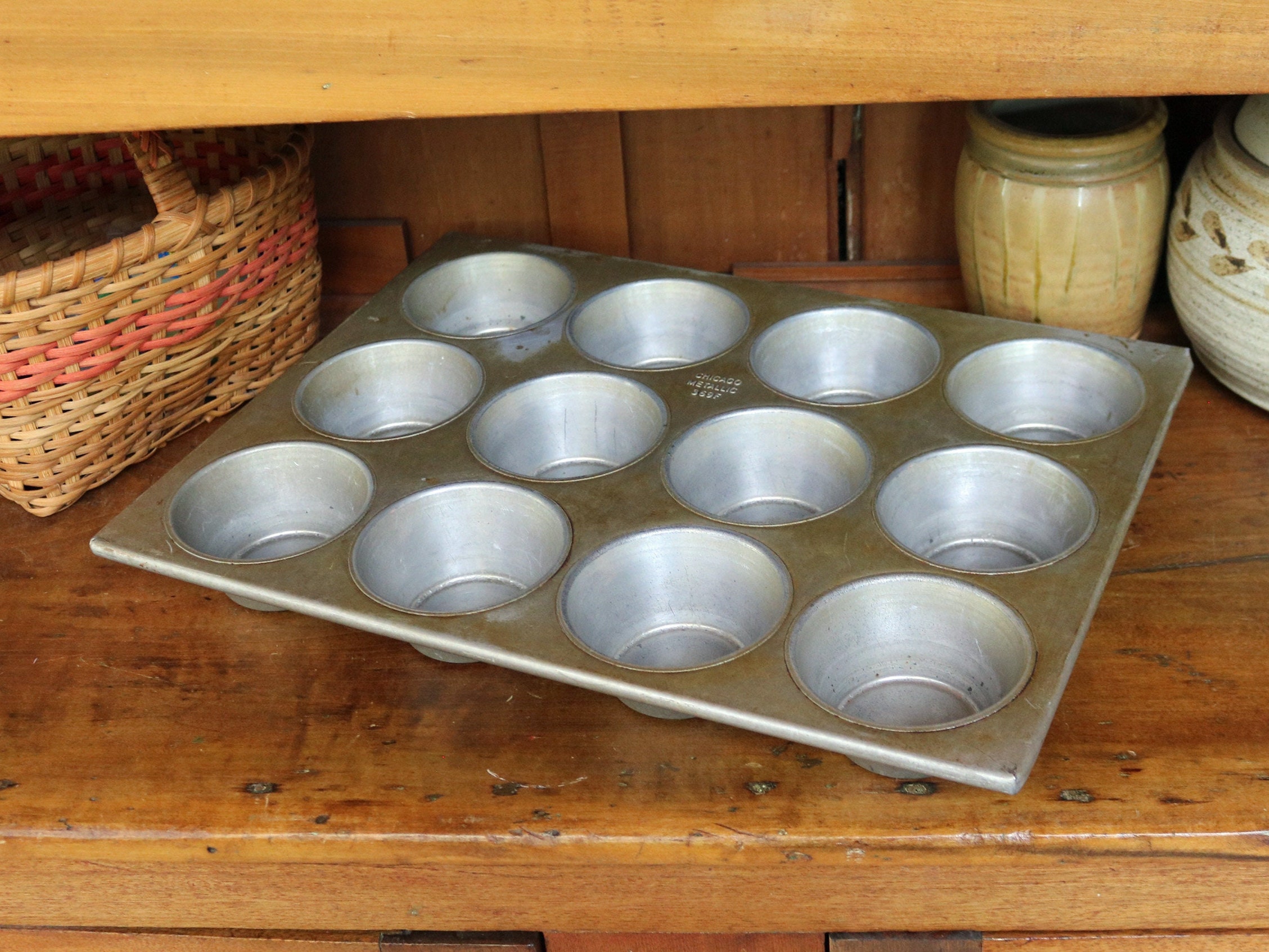 Chicago Metallic Professional 24-Cup Non-Stick Mini-Muffin Pan