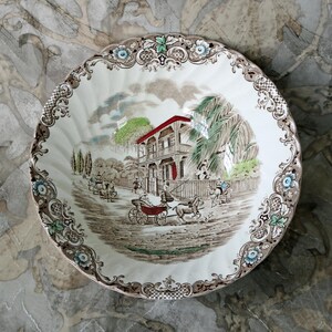 8-1/4&quot; Serving Bowl ~ &quot;Heritage Hall&quot; Brown ~ Johnson Brothers ~ 1969-1985 ~ Vegetable Bowl ~ England