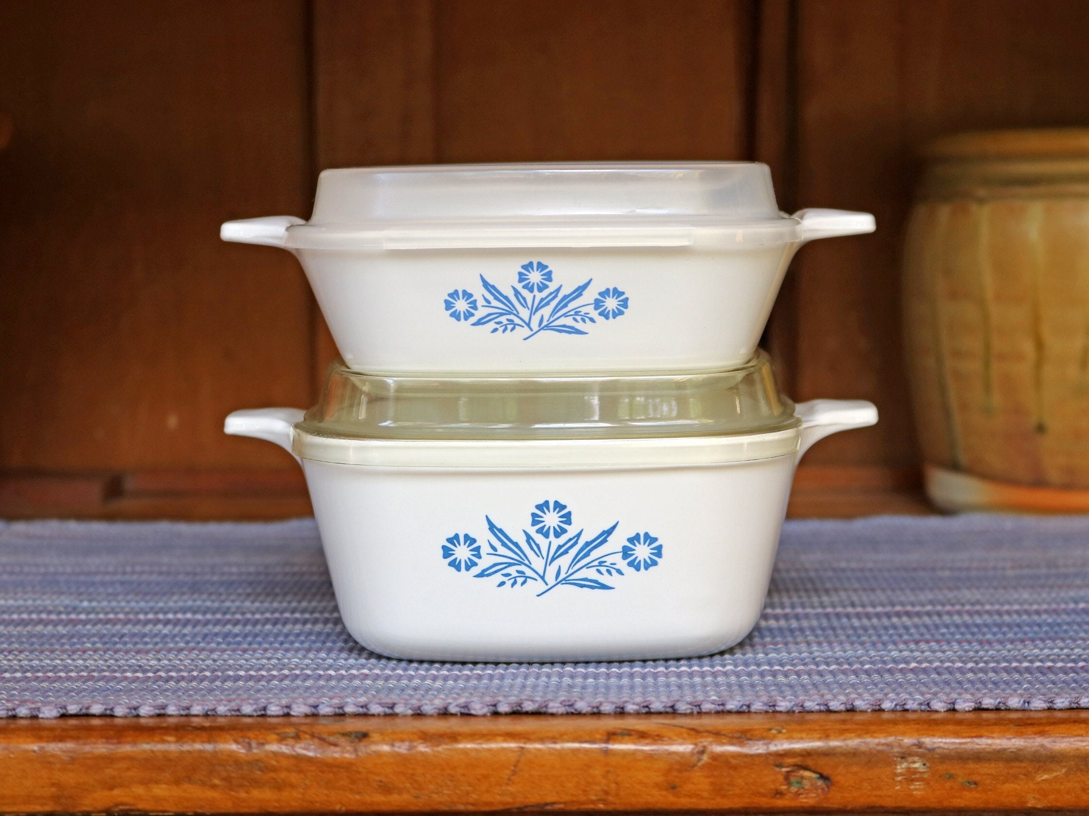 Blue Pyrex Dish (RR) no lid Blue Pyrex Dish (RR) no lid