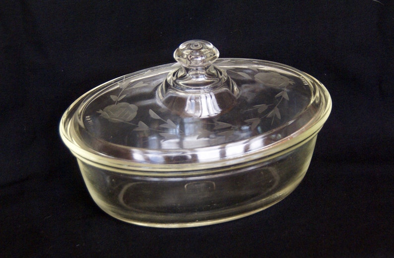 Oval 1 Qt. Clear Pyrex Casserole and Etched Lid 19191924 Etsy