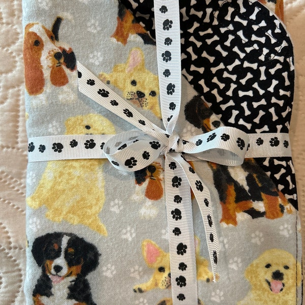 Dog print flannel blankets, pet blankets, kennel blankets, couch covers, travel pet blankets, flannel baby blankets