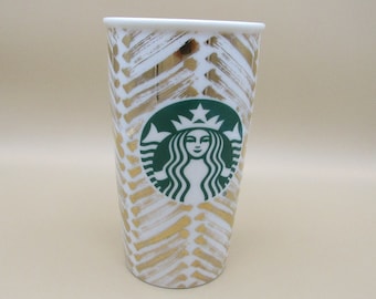 Vaso de viaje Starbucks en forma de chevrón en blanco y dorado, 2015