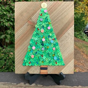 Christmas Tree Button Art on 10 x 12 Wood Plank Board With Decorative Lights Round Candy Beads