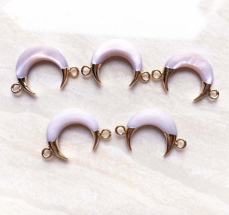 SALE Pretty Natural White Shell Crescent Moon Beach Sea Shell Double Horn Connector Pendant Charms with Gold Electroplated S25J9