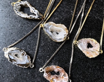 Agate Geode Druzy Chain Bracelet, Natural Agate Geode with Gold Electroplated, Silver Agate Slice Chain bracelet adjustable for Women Ladies