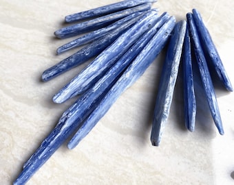 Kyanite Crystal, Set Of 11 Blue Kyanite Crystal, Raw Kyanite Charm, Kyanite Jewelry, Healing stone