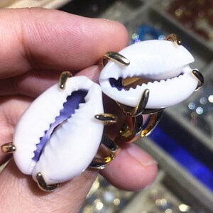 Nature White Cowrie Shell Ring // White Beige Shell Rings // Cowrie ...