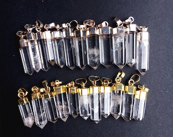 Colgante de punta de cuarzo cristalino de roca pulido de alta calidad con baño de oro galvanizado y puntas de cuarzo bañadas en plata. Joyería al por mayor.