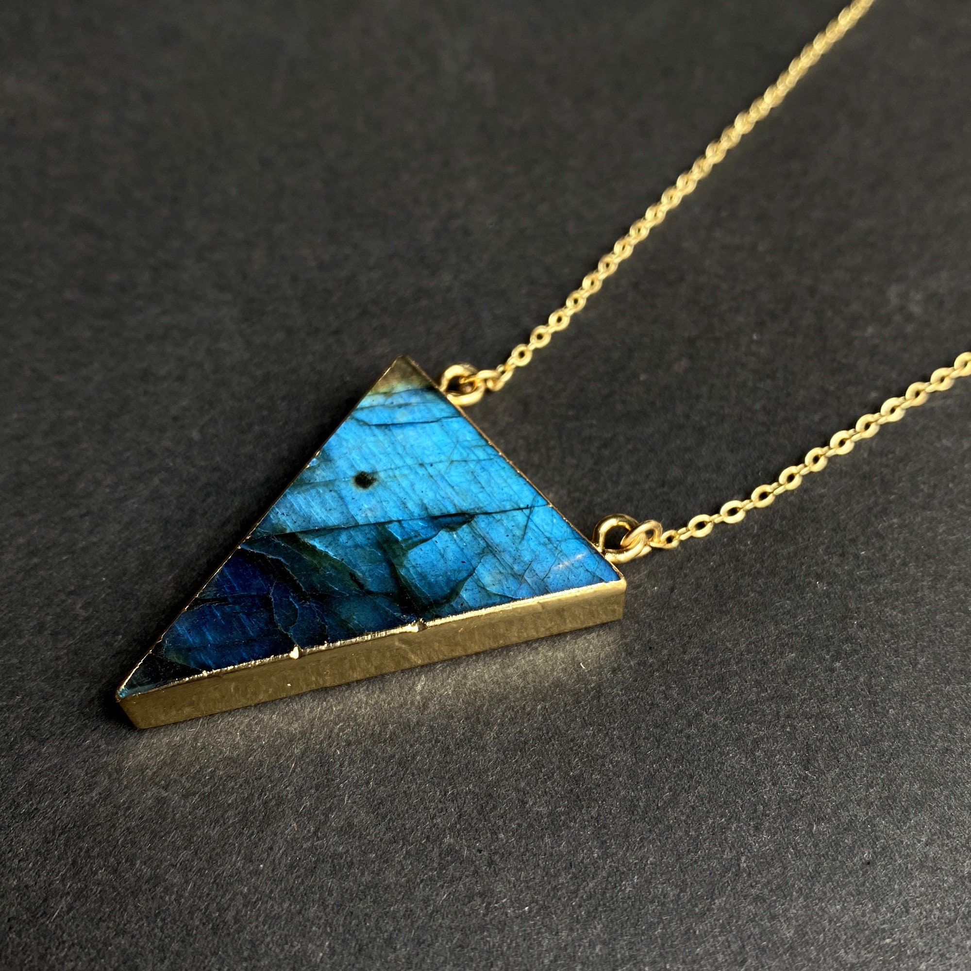 •AEON• labradorite + triangle + gold necklace (18