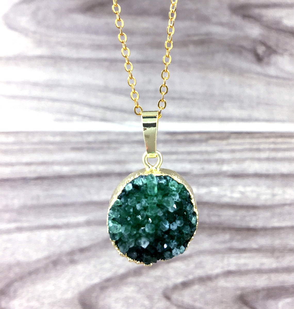 Dark Green Quartz Station Round Pendant Necklace Crystal Etsy