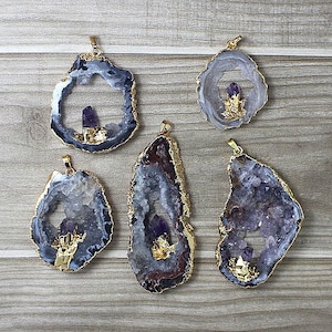 Natural Raw Amethyst Geode Agate Druzy Slice Pendants with Gold Electroplated, Silver Amethyst Geode Druzy // Wholesale price 1, 3, 5 B889 image 1