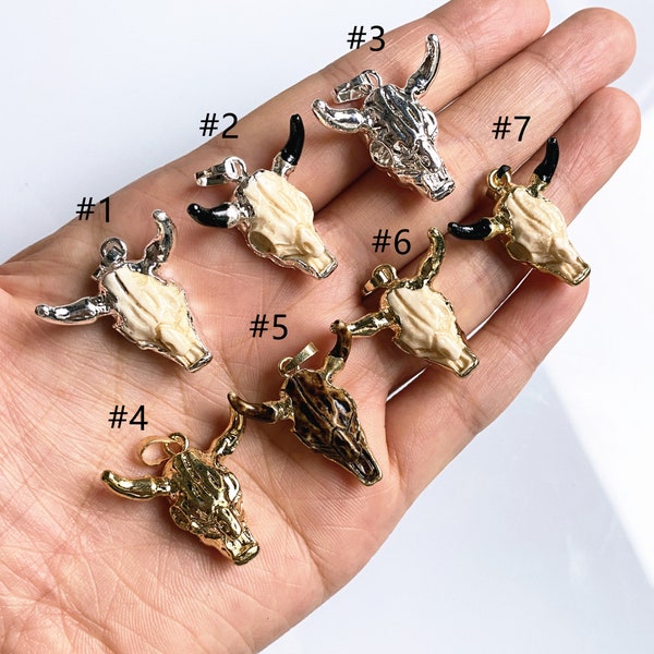 Tiny Longhorn Resin Horn Cattle Pendants with Electroplated Gold Trim, Silver Longhorn Bull Cattle Charm Jewelry boho buffalo Head Jewelry