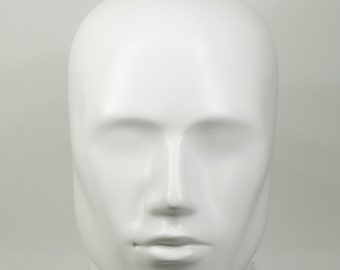 White Maniquin Dummy Head