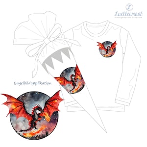 Könnte beinhalten: Bügelbildapplikation mit einem roten Drachen, der Feuer aus seinem Maul spuckt, vor einem dunkelblauen Sternenhimmel. Der Drache befindet sich in einem Kreis mit weißem Hintergrund. Der Text "Bügelbildapplikation" ist auf dem Bild sichtbar.