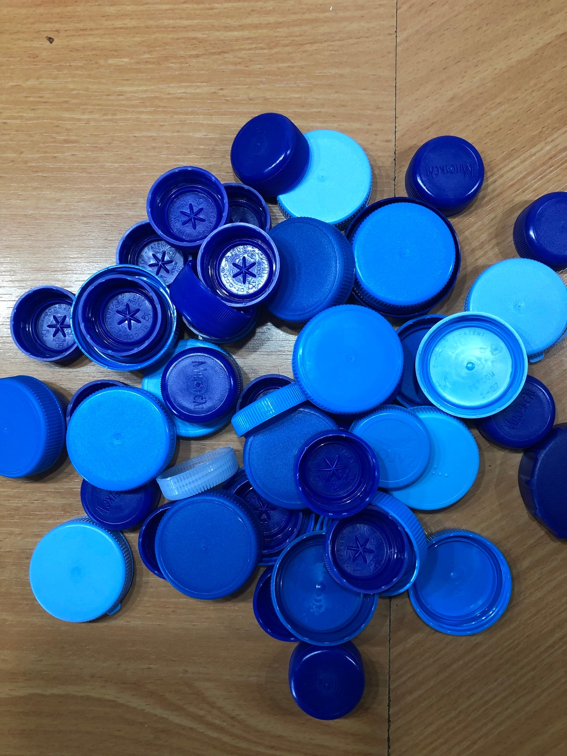 50 Bottle Caps Blue Etsy