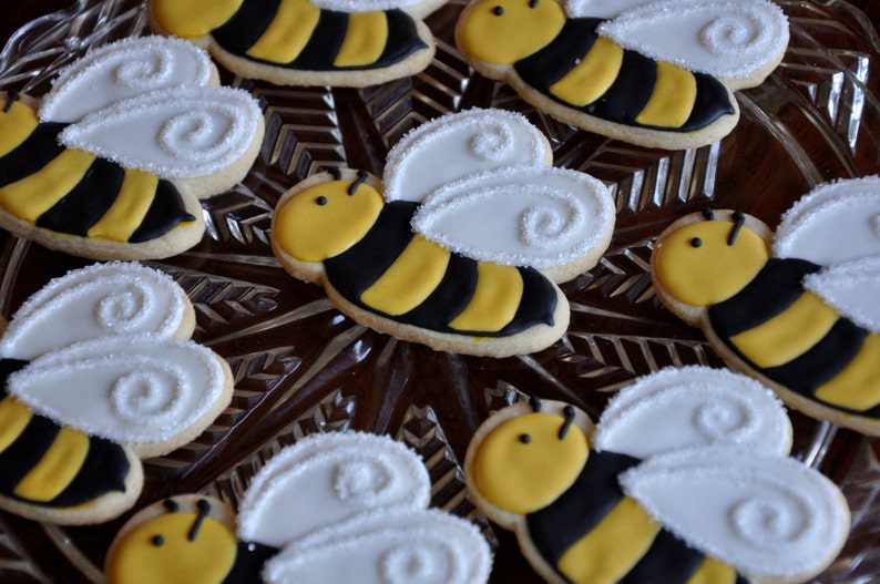 One Dozen Bumble Bee Sugar Cookiesshipping NOT AVAILABLE Etsy