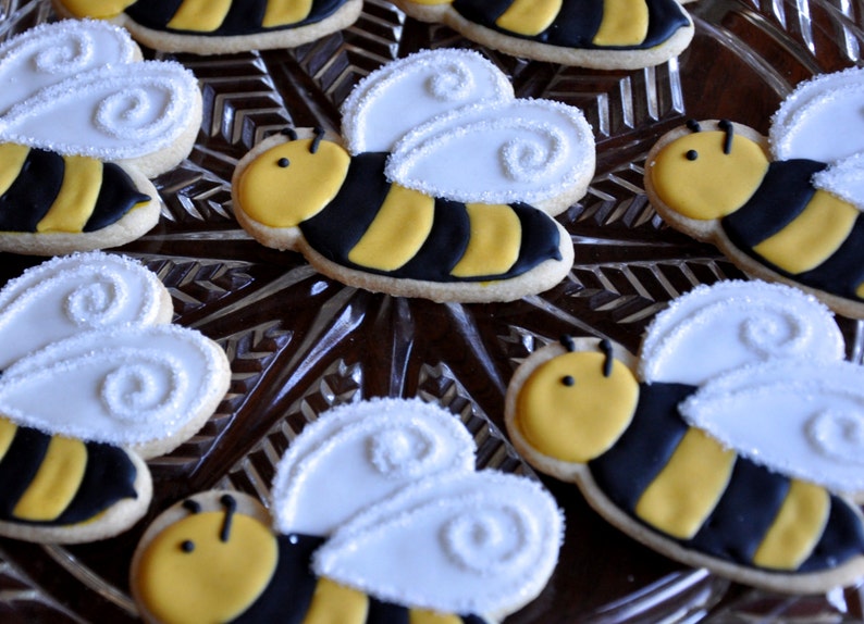 One Dozen Bumble Bee Sugar Cookies | Etsy