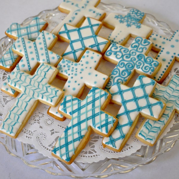 SHIPPING in CALIFORNIA ONLY! Cross cookies for Baptism, First Communion and all Holy occasions