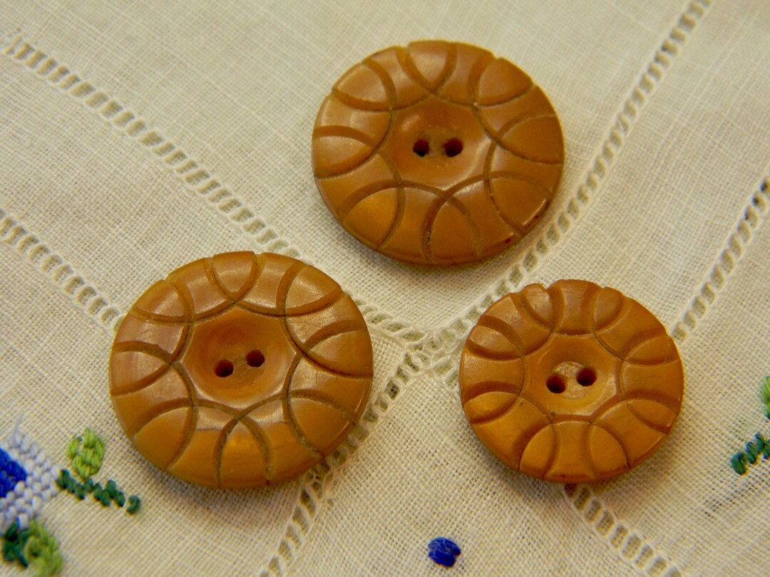 Vintage Vegetable Ivory Buttons- Natural Tan- Three Buttons in Two ...